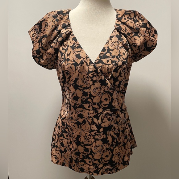 Ann Taylor Wrap Top Black and Gold Floral Print - Picture 2 of 9